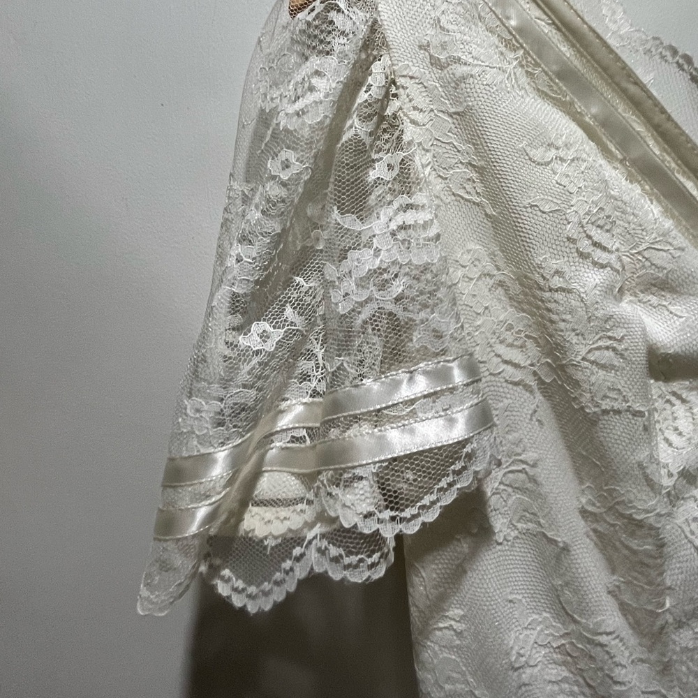 Vintage Lace Wedding Dress White Gown Formal Classic - Picture 7 of 15